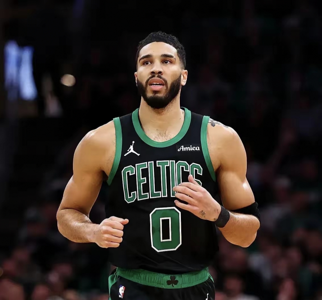 凯尔特人不敌马刺，戈登24分壮烈发挥的简单介绍