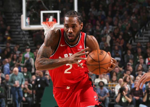 猛龙胜出鹈鹕,西蒙斯-伦纳德组合火力全开 猛龙胜出鹈鹕,西蒙斯-伦纳德组合火力全开