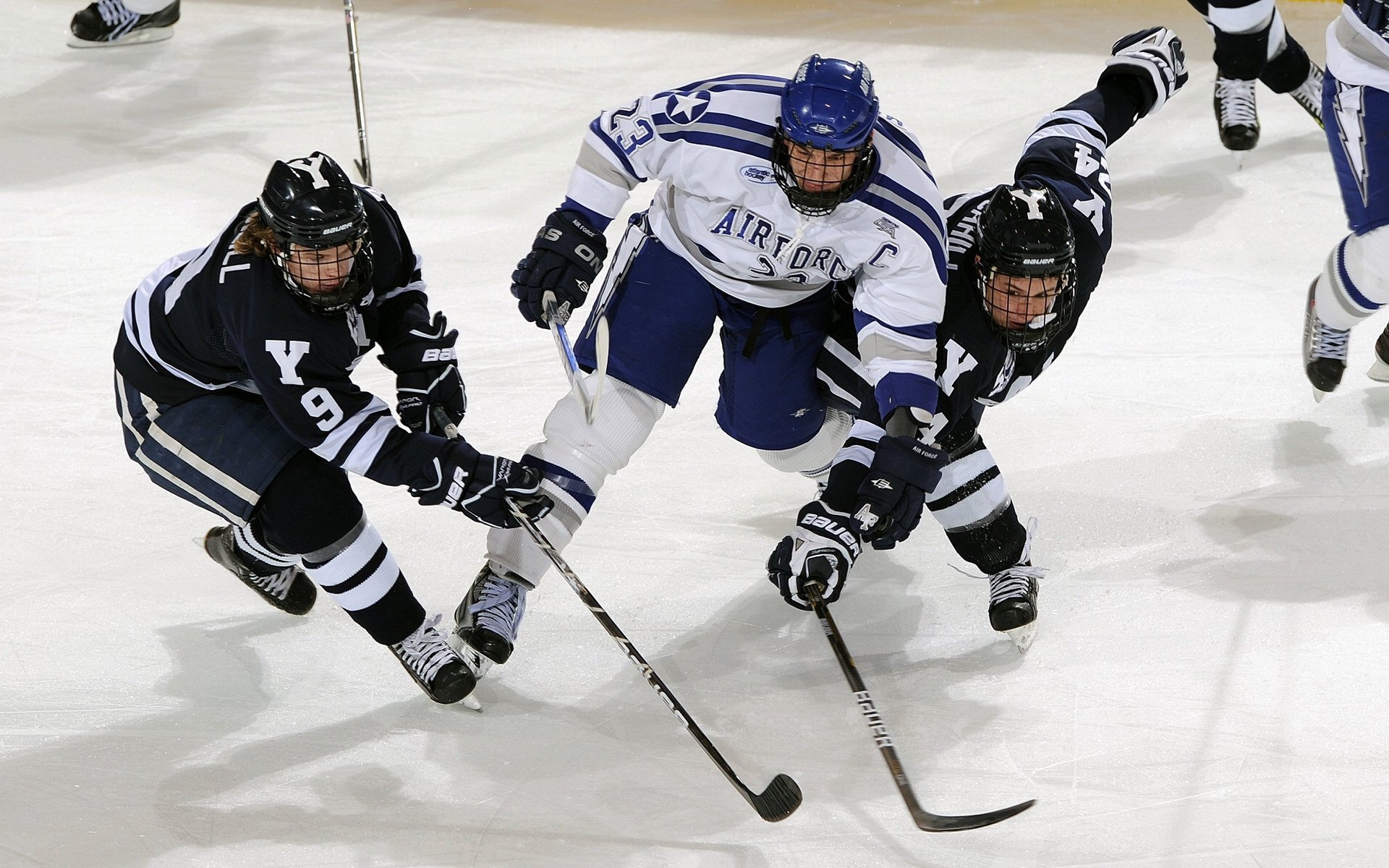 一球一生，当决胜时刻照亮命运的唯一性
