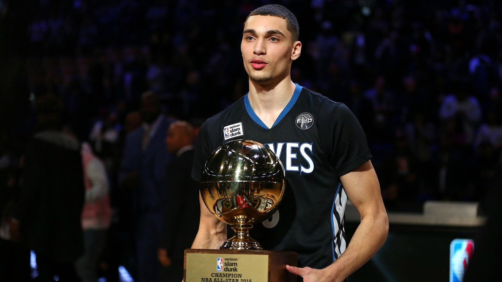 世俱杯2025-意甲焦点战与新疆队打穿灰熊，当足球术语跨越篮球疆界