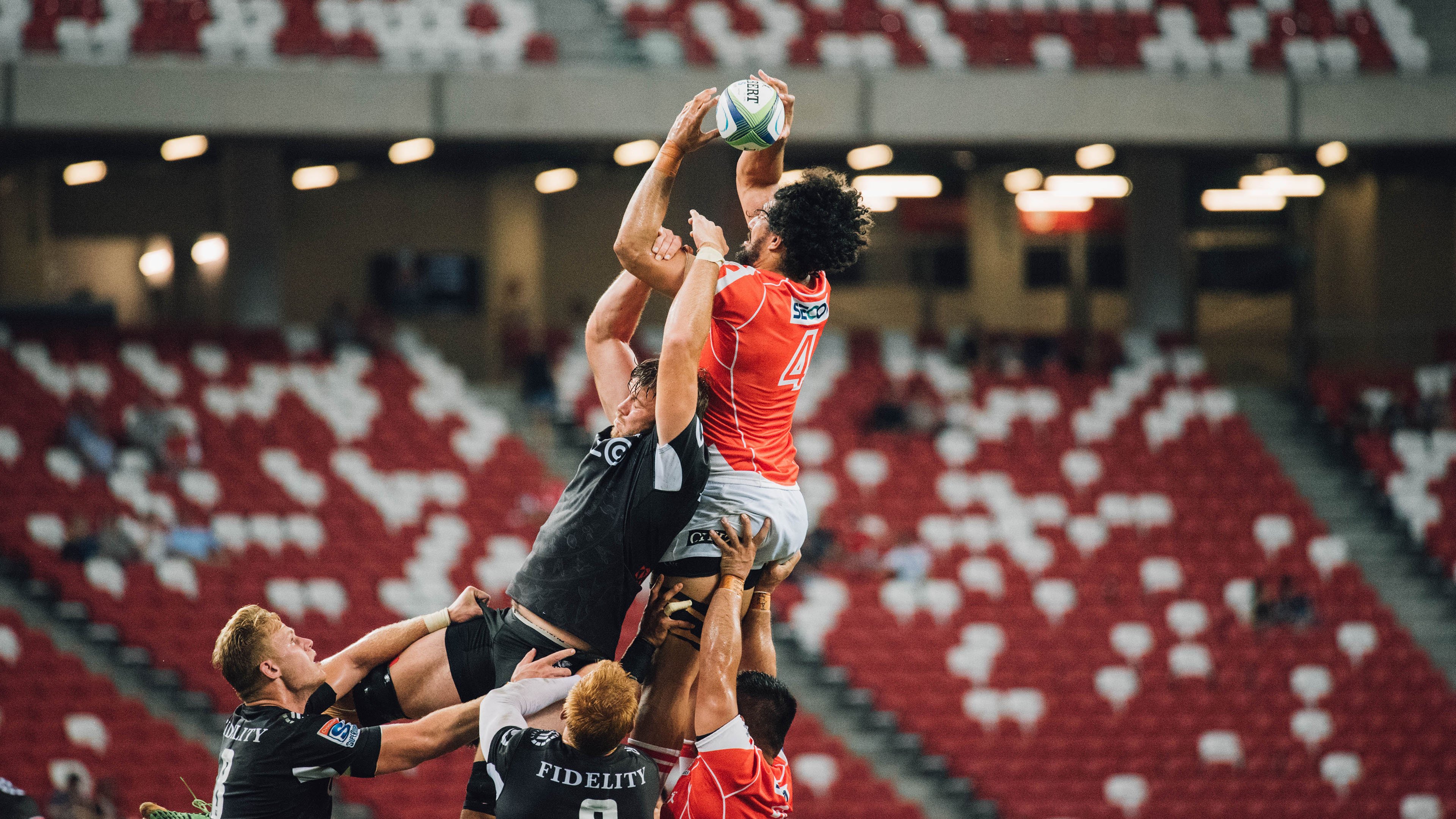 世俱杯赛程-引擎与篮筐,F1争冠之夜的伦纳德式专注